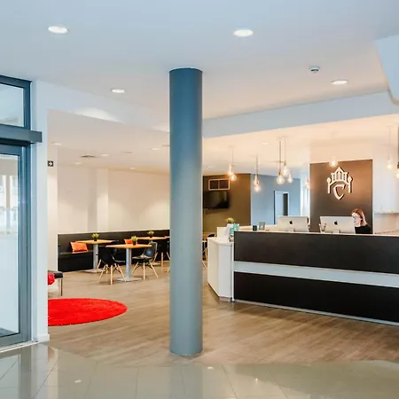 Corsendonk Viane Hotel 3*